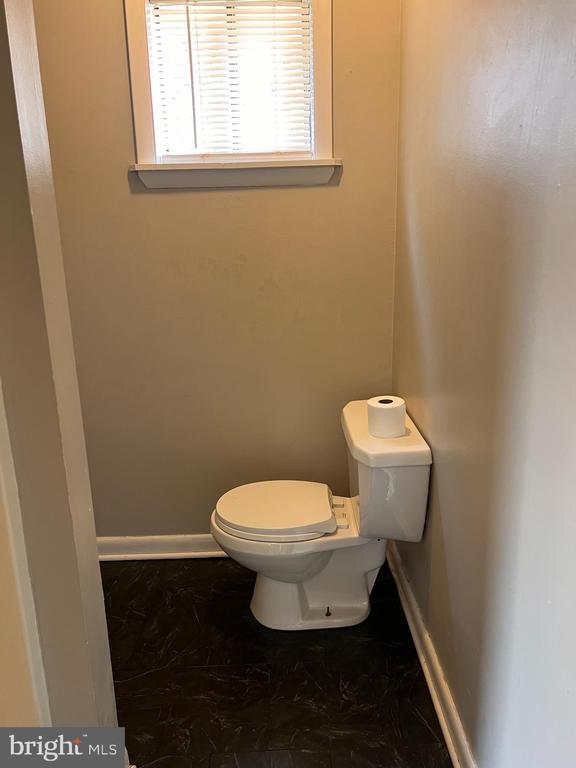 Foto del edificio - 349 Halltown Rd