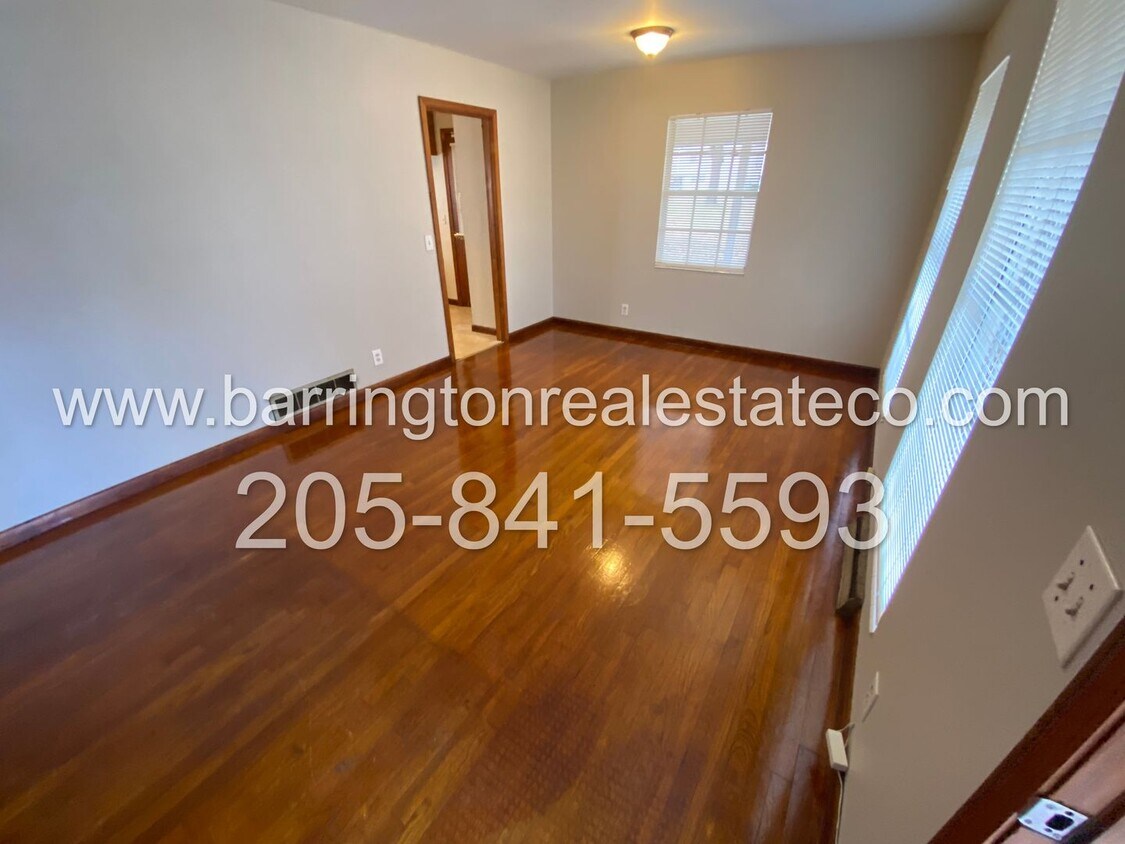 Building Photo - Hueytown