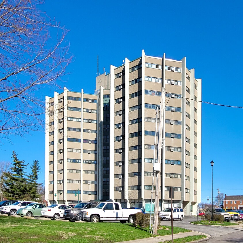 From the southeast - Beecher Plaza