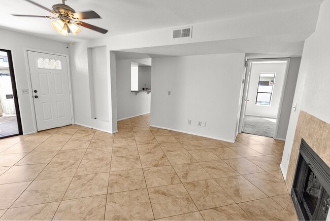 Foto del edificio - 850 S River Dr