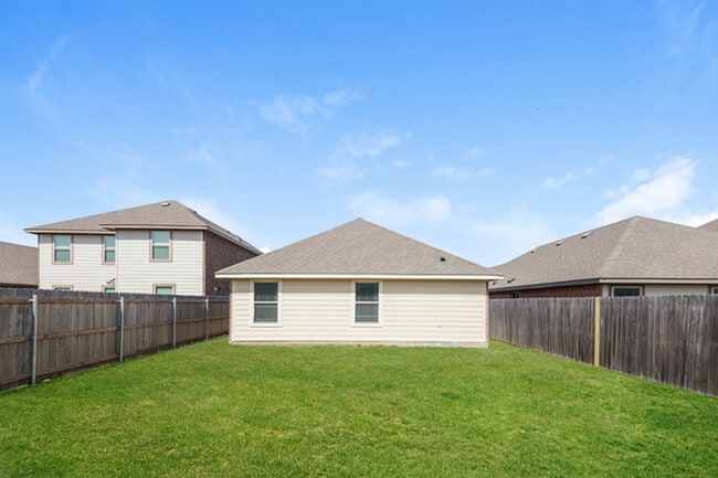 Building Photo - 1603 Matthew Dr