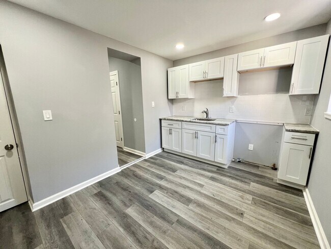 Building Photo - Anika Homes 2 Bedroom