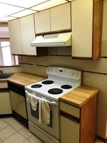 Foto del edificio - 4150 Williamsburg Ct