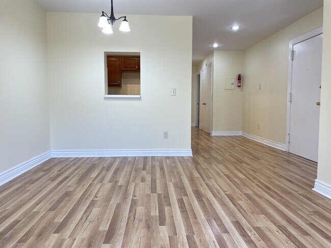 Foto del edificio - 235 E 110th St
