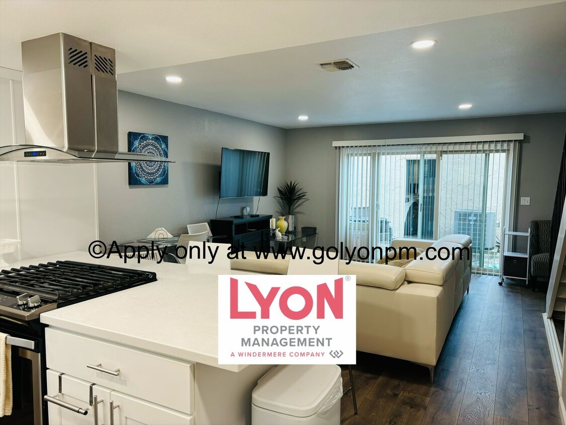 Primary Photo - Gorgeous modern 2 bedroom/1.5 bath in Arde...