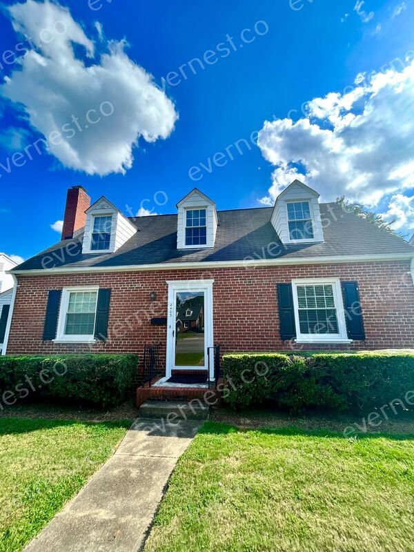 Primary Photo - 2403 Dumbarton Rd