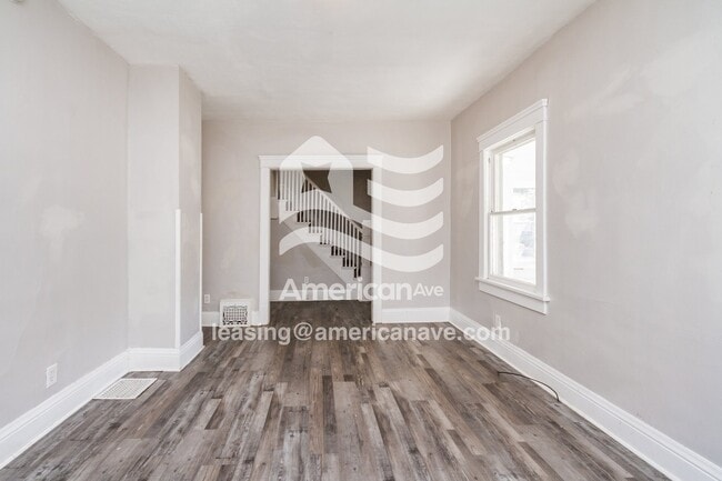 Building Photo - 161 16th Ave