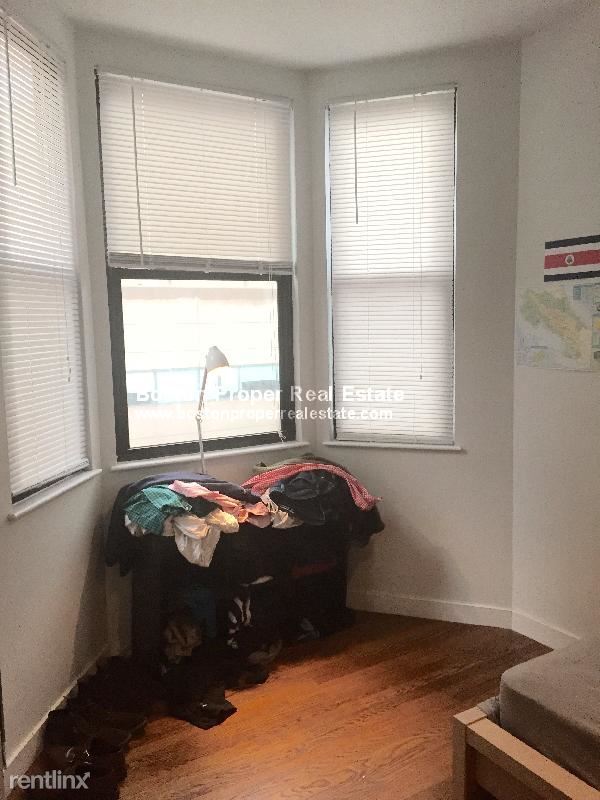 Building Photo - 3 br, 2 bath  - 39 Saint Botolph St Apt 5 5