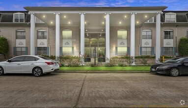 Building Photo - 2601 Bellefontaine