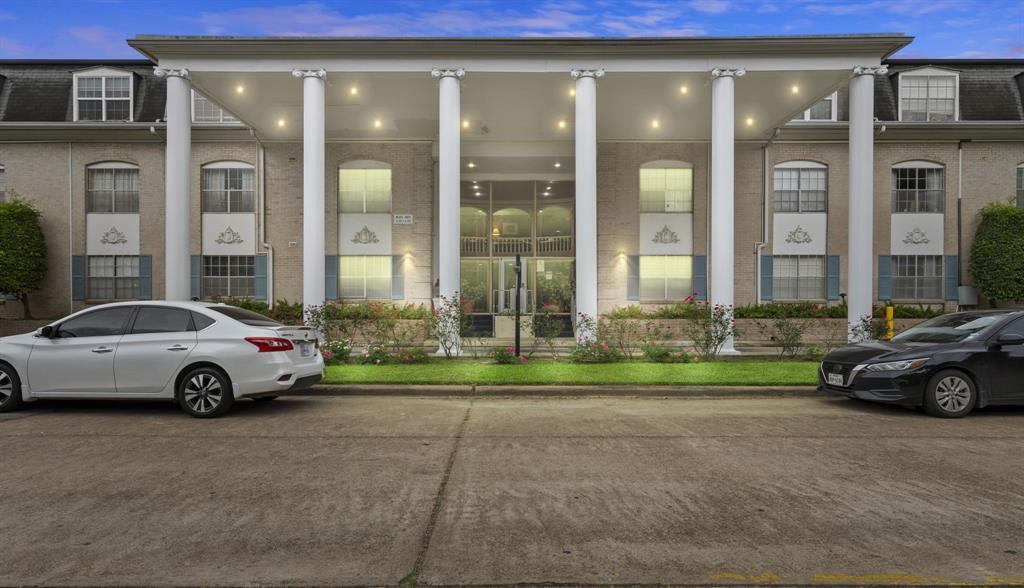 Foto principal - 2601 Bellefontaine St