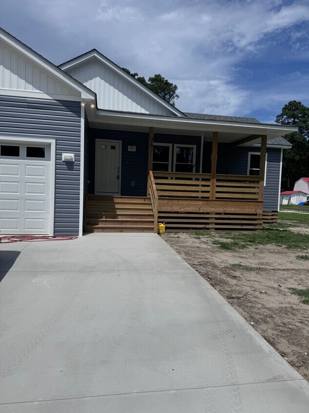 Foto principal - Brand new construction!