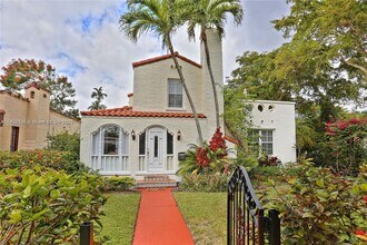 Building Photo - 1222 Pizarro St