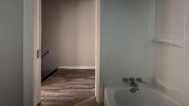 Foto del edificio - 2433 N 33rd St