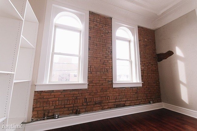 Foto del edificio - 1 br, 1 bath Apartment - 4030 Broadway