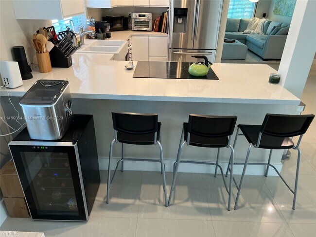 Foto del edificio - 3 br, 2 bath House - 5250 SW 96th Ave