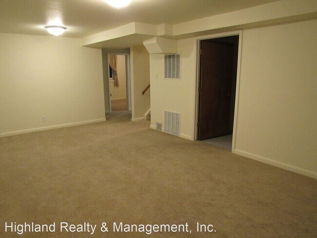 Foto del edificio - 2 br, 1 bath House - 849 Emerson Cir Unit B