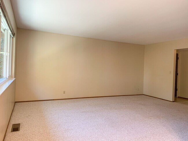 Foto del edificio - Comfortable Single-Level Living in a Prime Los Gatos Location