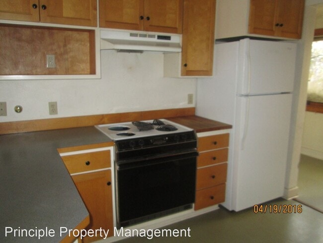 Building Photo - 2 br, 1 bath House - 1780 Hayes St