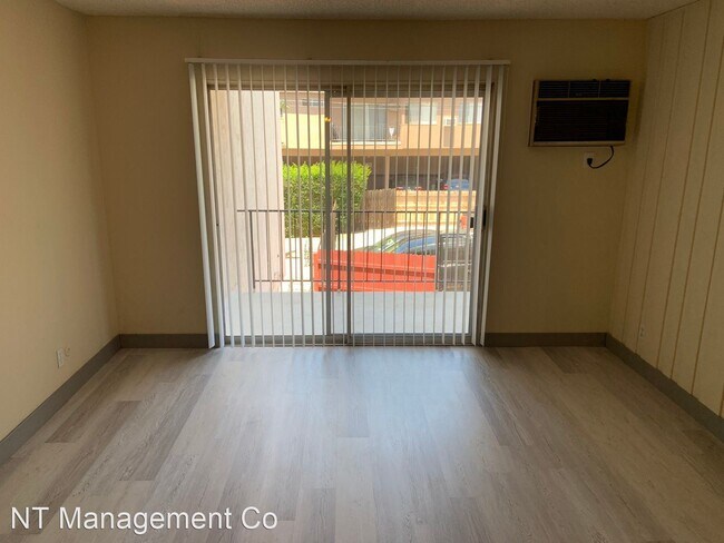 Foto del edificio - 1 br, 1 bath Apartment - 10779 Woodbine St...