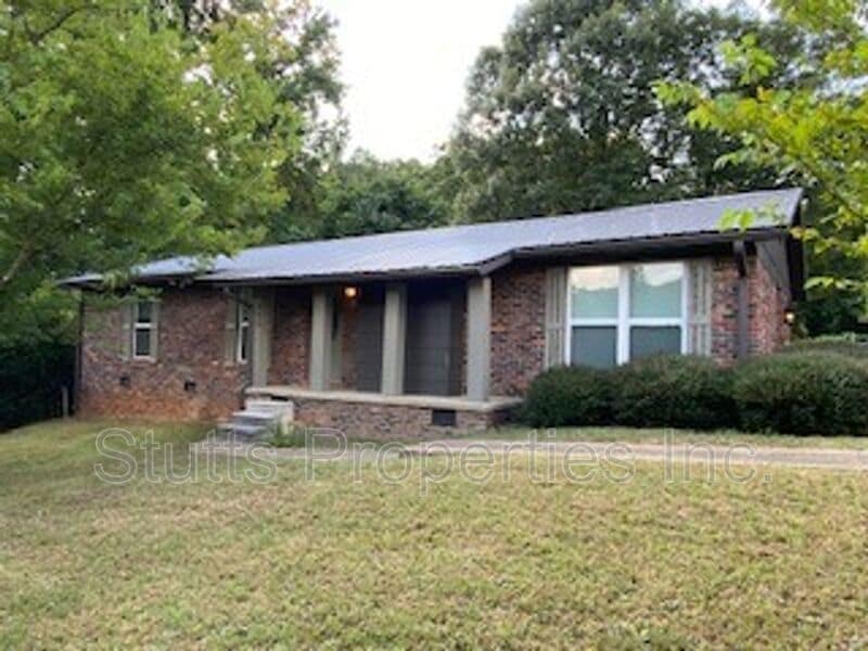 Primary Photo - 860 Cypress Mill Rd