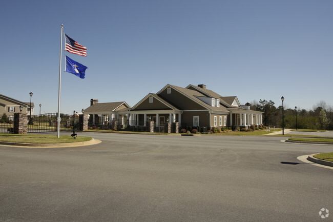 Building Photo - Chatham Parke