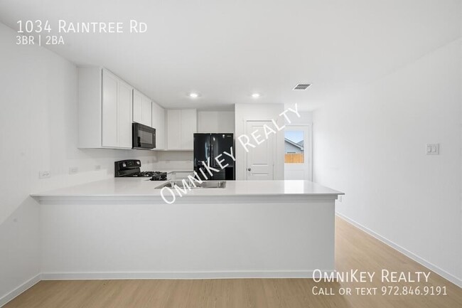 Building Photo - 1034 Raintree Rd