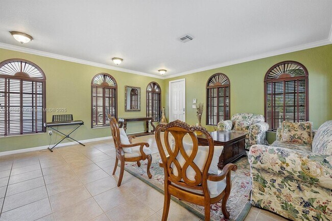 Foto del edificio - 14045 SW 278th St