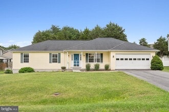 Building Photo - 308 Senseny Glen Dr