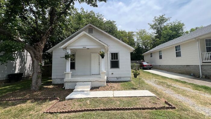 Cute cottage in East Nashville! - Cute cottage in East Nashville!