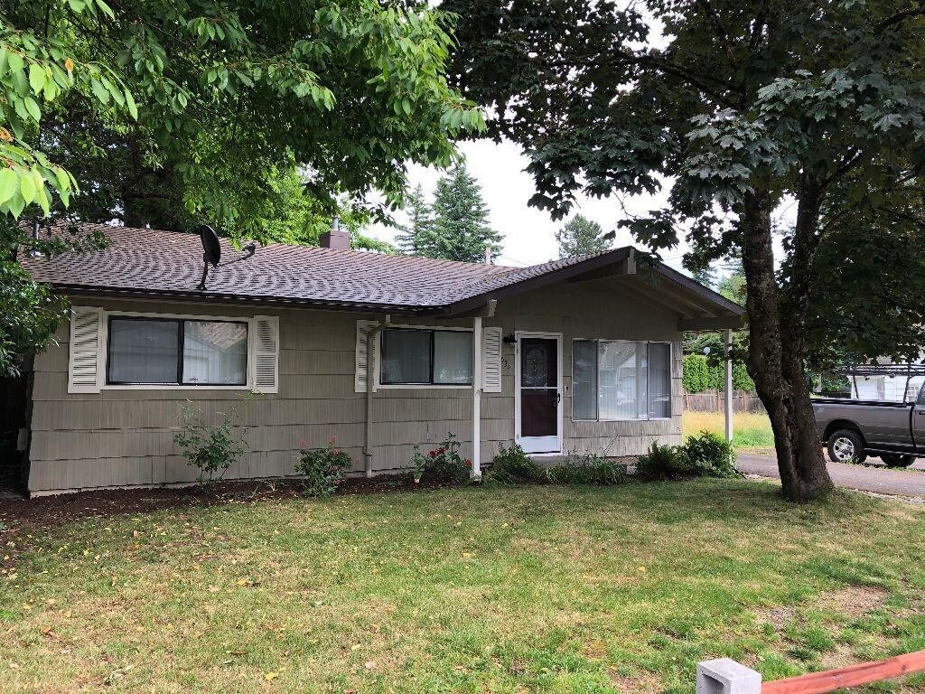 Primary Photo - 534 NE 160th Ave