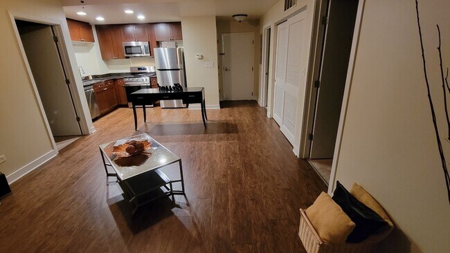 Foto del edificio - 4537 S Drexel Blvd