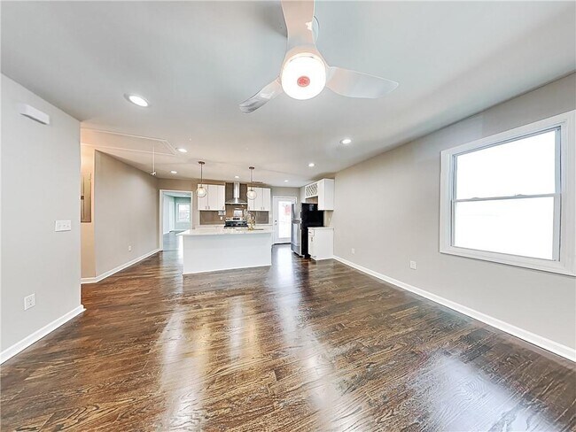 Foto del edificio - 492 Elbridge Dr NW