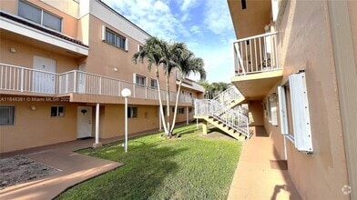 Building Photo - 14901 SW 80th St