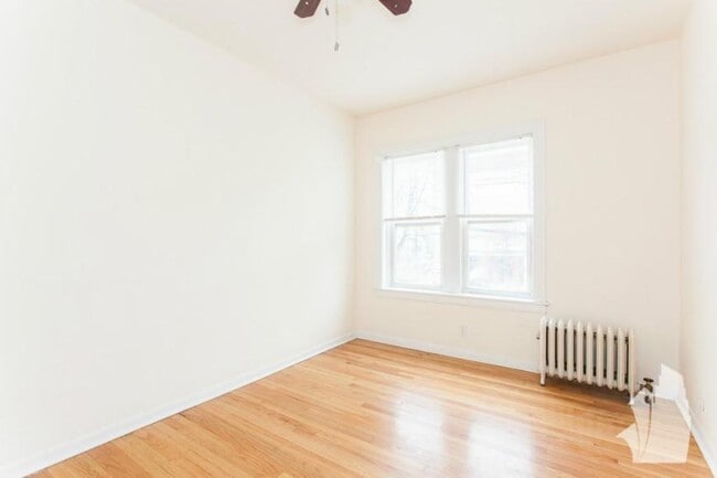 Foto del edificio - 0 bedroom in Chicago IL 60640