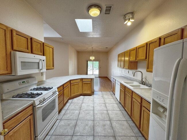 Building Photo - 2019 Selway Pl NW