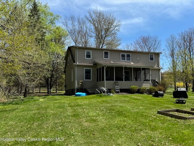 Building Photo - 51 Dubois Rd