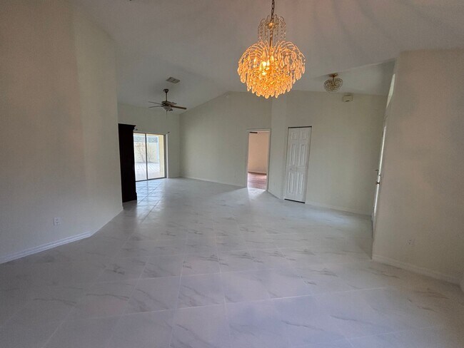 Foto del edificio - 3/3 Newly renovated on 3+ acres