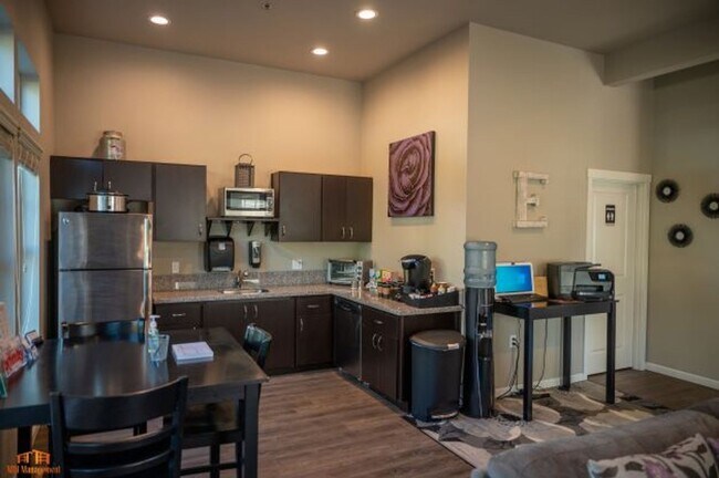 Interior Photo - Encore Apartments – Modern Living in South Salem!
