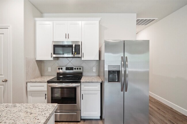 Foto del edificio - 412 Avenue H