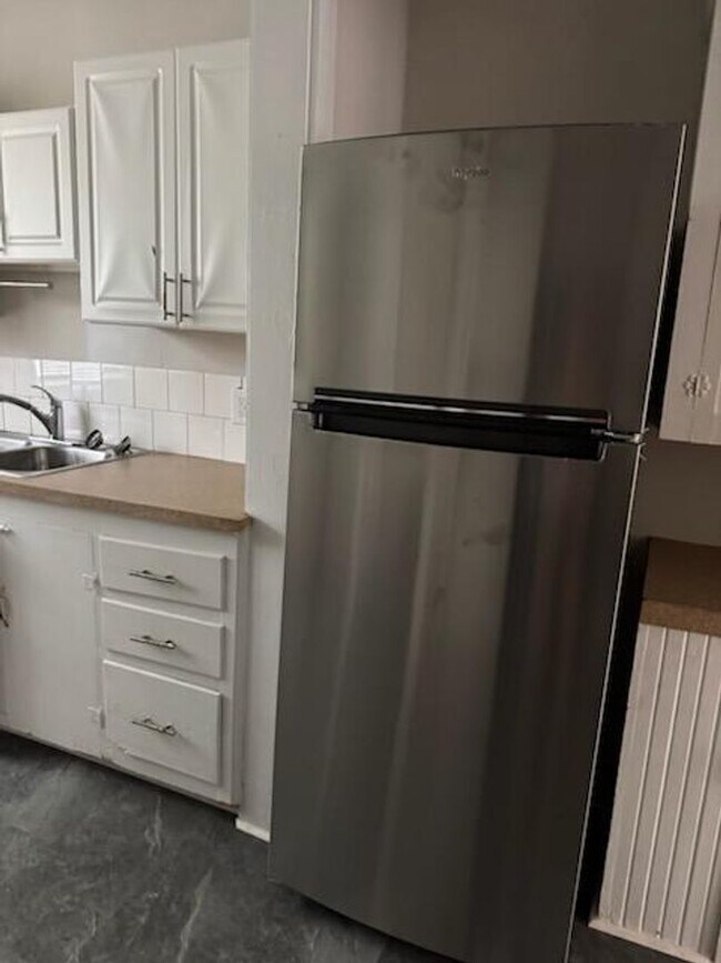Foto del edificio - 2 bedroom, 1 bath house for rent