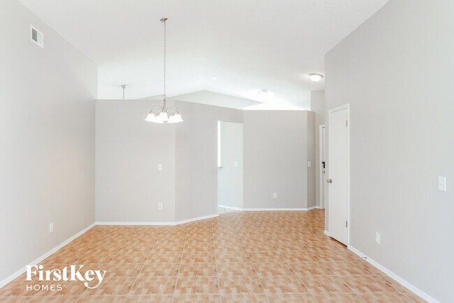 Building Photo - 1542 Avleigh Cir