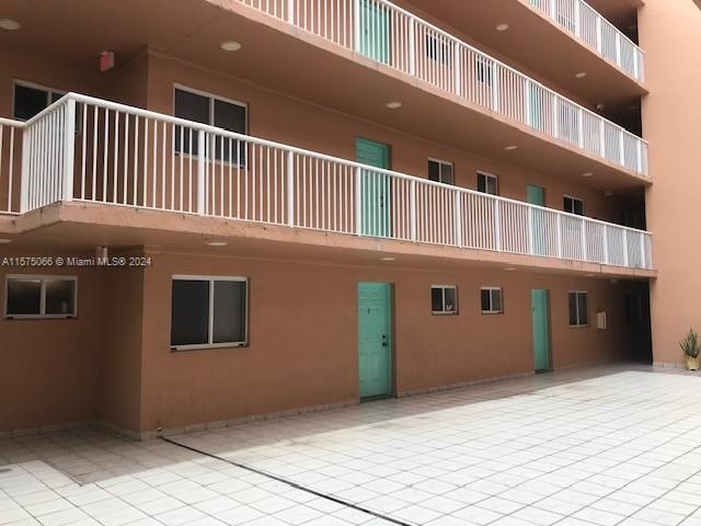 Building Photo - 6801 Harding Ave