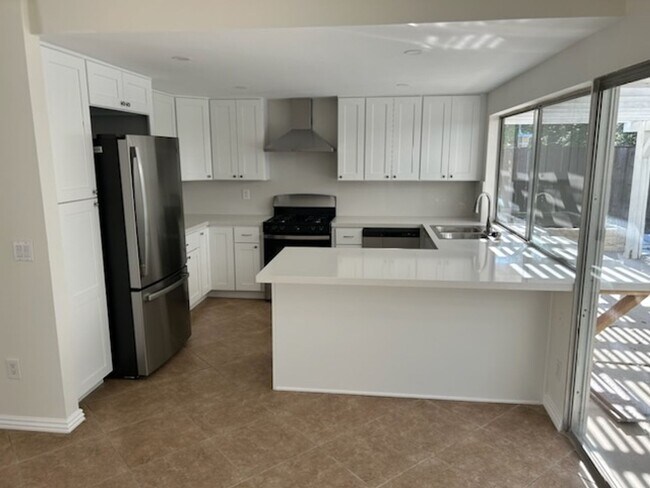 Foto del edificio - 4BD/$5650 MO/ 1 STORY HOME/WESTLAKE VILLAGE