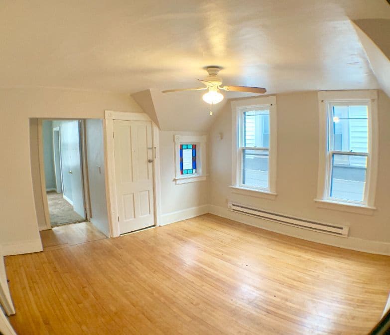 Foto principal - 2517 N Bartlett Ave
