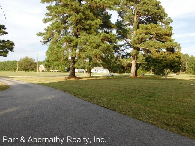 Building Photo - 4 br, 2 bath House - 6005 Courthouse Road