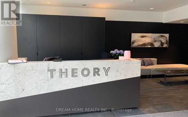 Building Photo - 203 College St