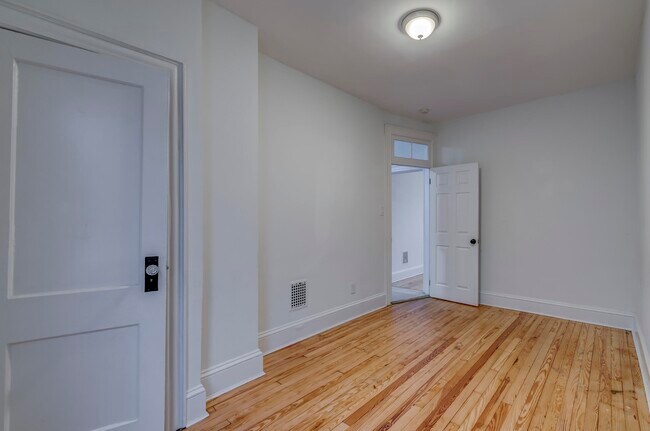 Foto del edificio - 18 E 29th St