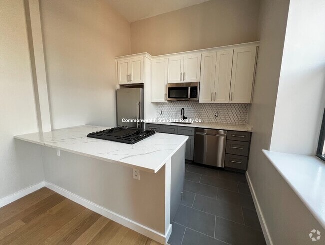 Building Photo - 1661-1663 Washington St. Unit 308