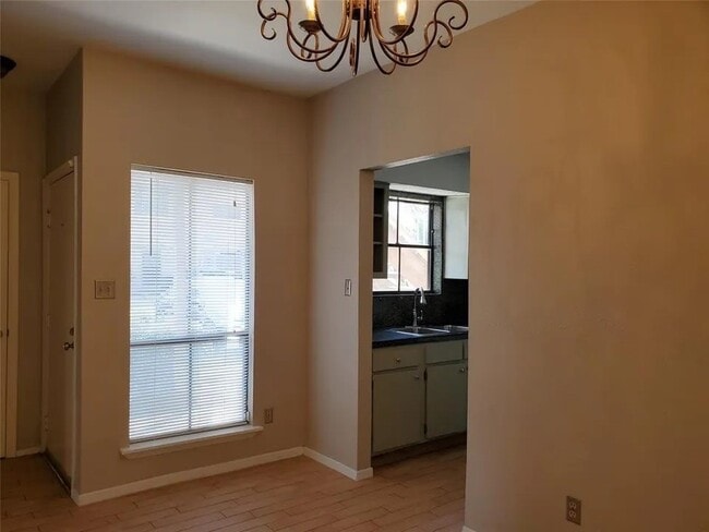 Foto del edificio - 5000 Milwee St