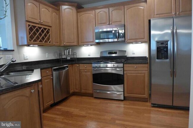 Foto del edificio - 7037 Huntley Run Pl